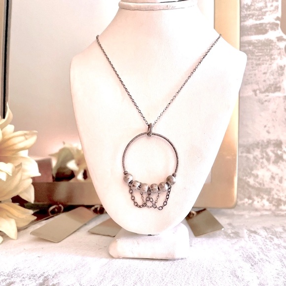 NWT Circle Pendant Necklace - Picture 2 of 2